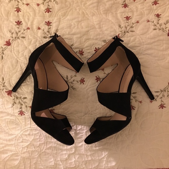 Christian Siriano Shoes - ♠️Sexy Black Heels♠️